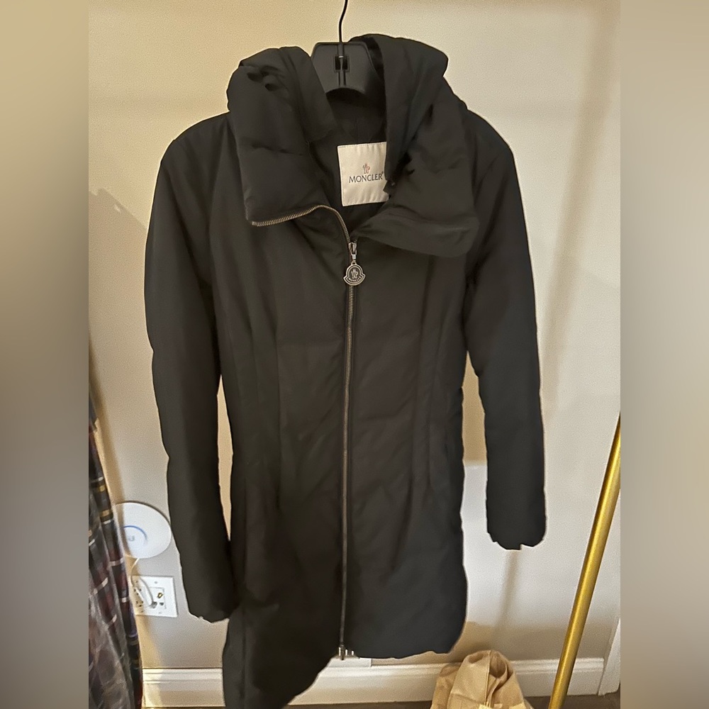 MONCLER EUC WOMENS COAT ✨